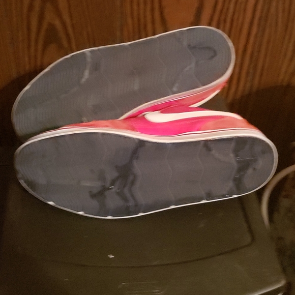 Red Leather Nikes - Picture 4 of 4